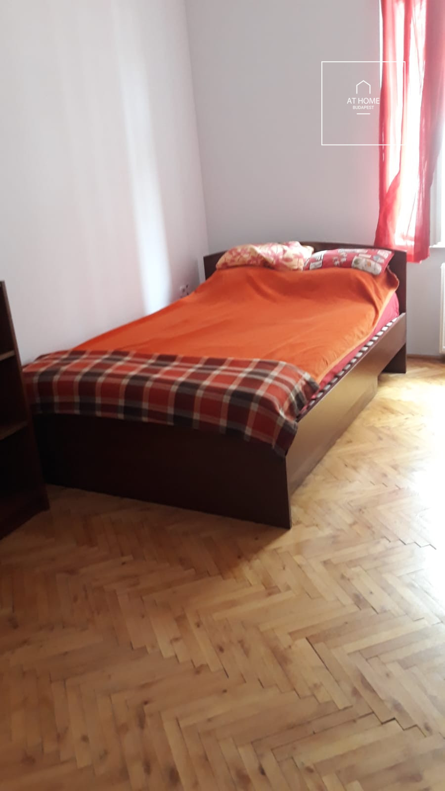 Two-bedroom apartment for rent in the heart of the city center, district 5