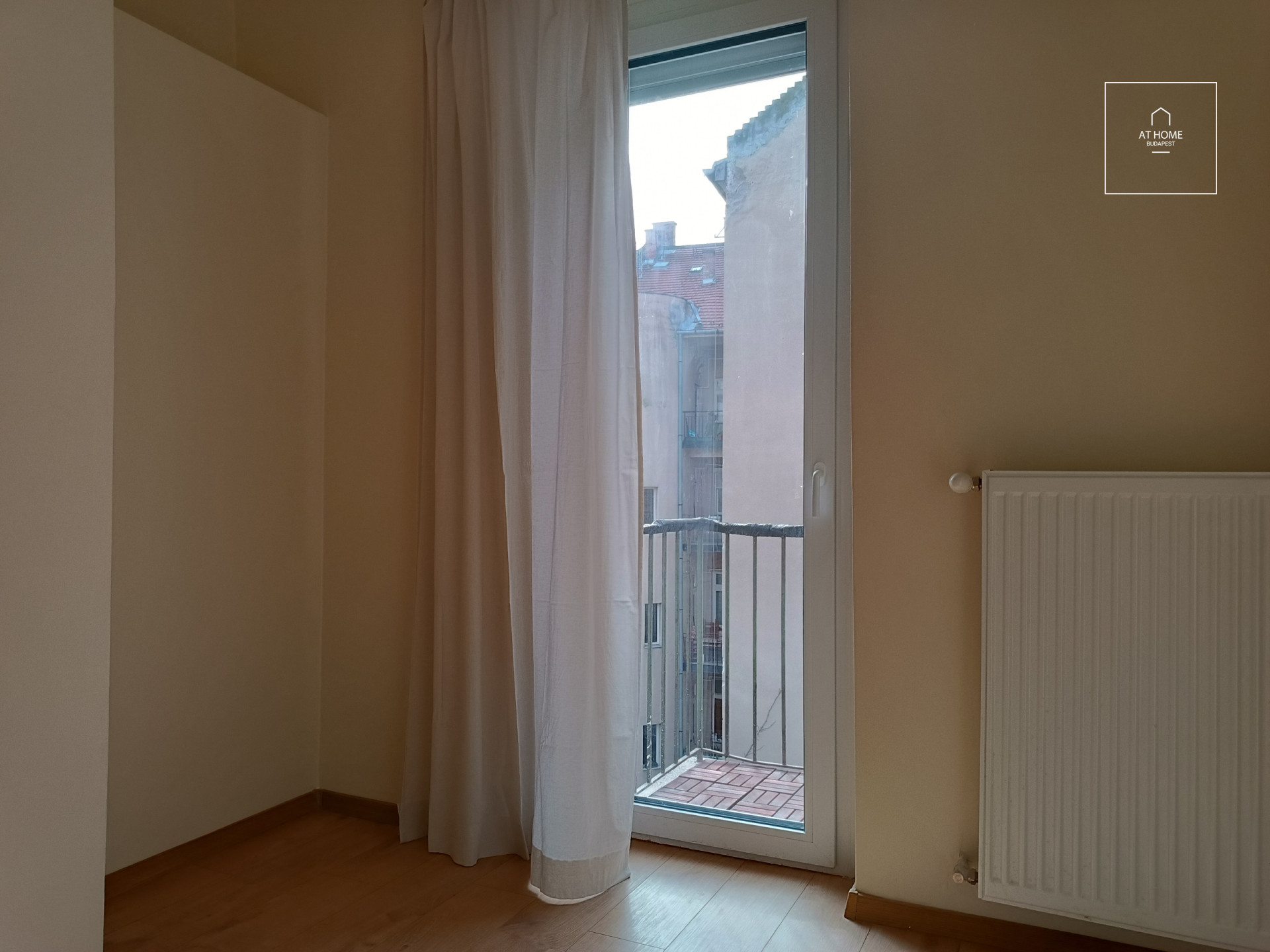 Renovated apartment for rent in Budapest, District I, Krisztinaváros