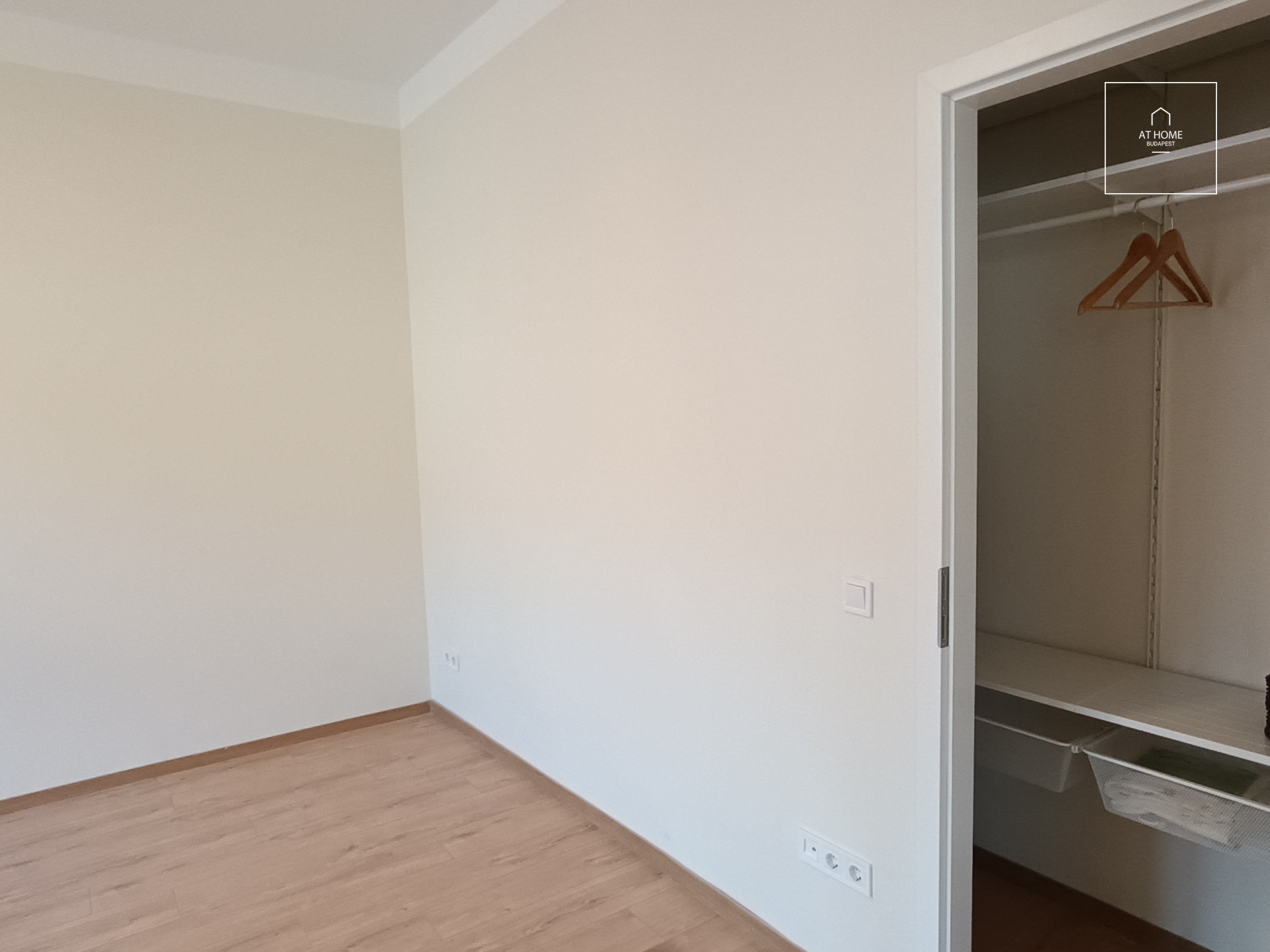 Renovated apartment for rent in Budapest, District I, Krisztinaváros