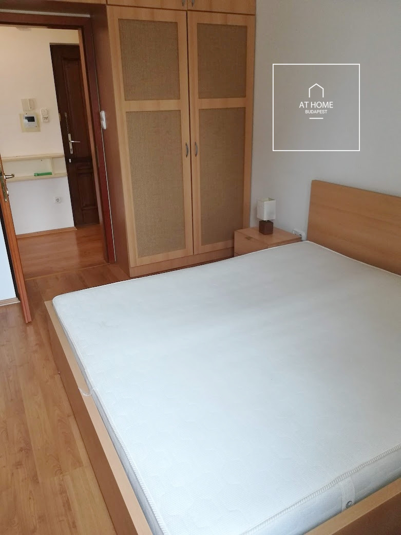 Cozy two-bedroom apartment for rent Budapest II. district, Kurucles