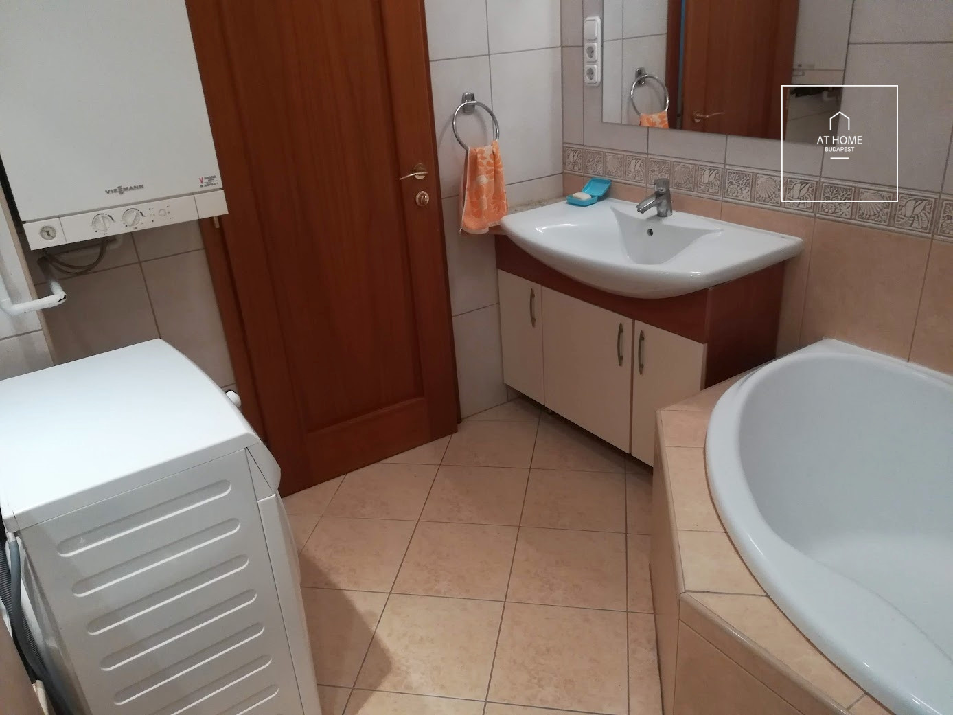 Cozy two-bedroom apartment for rent Budapest II. district, Kurucles