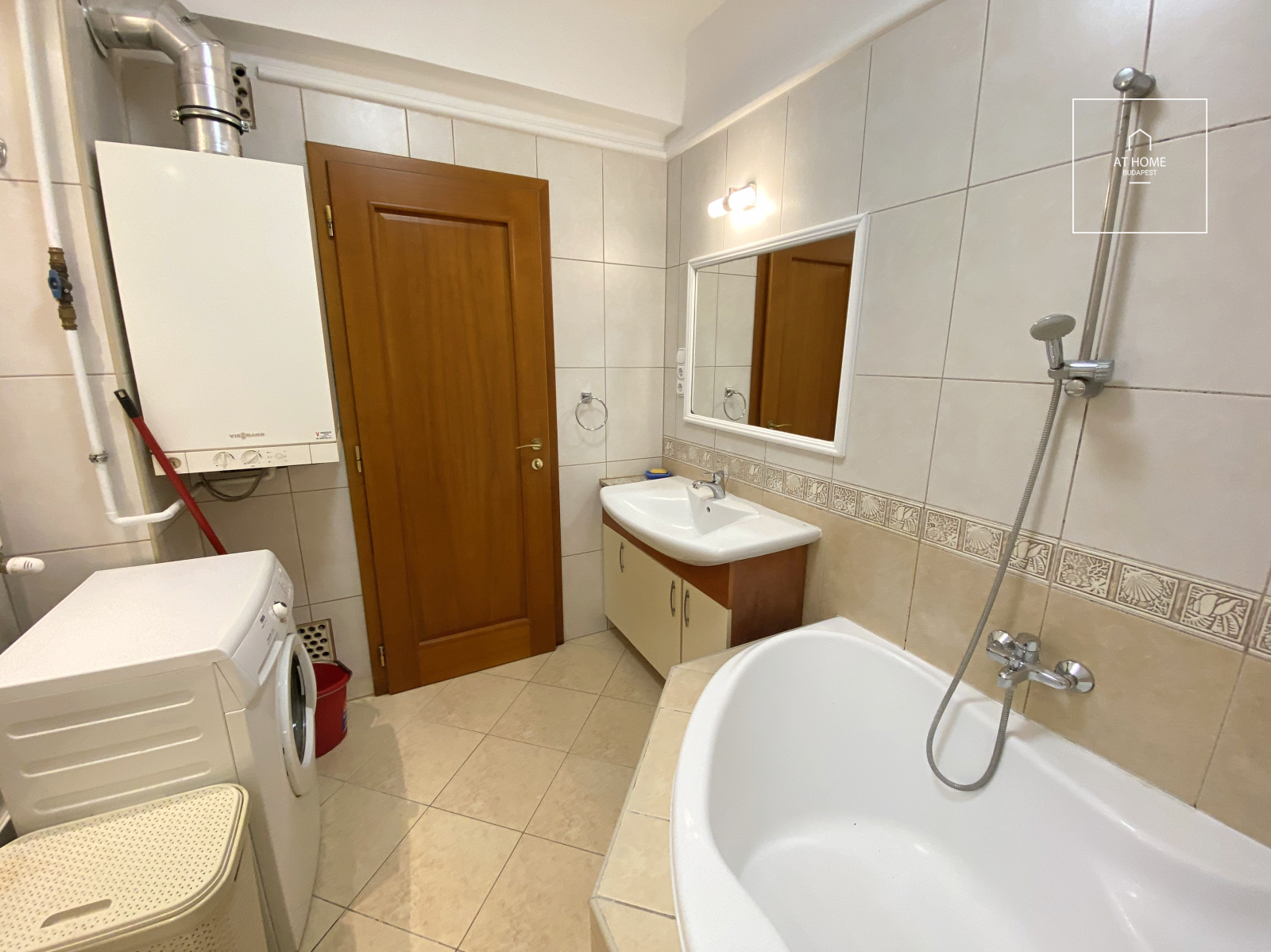 Cozy two-bedroom apartment for rent Budapest II. district, Kurucles