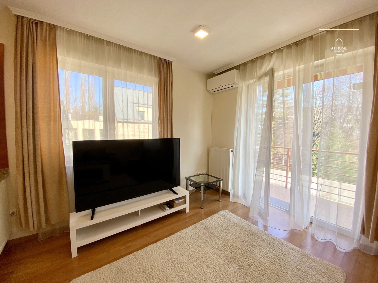 Cozy two-bedroom apartment for rent Budapest II. district, Kurucles