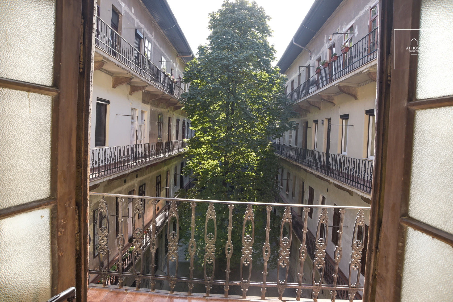 2 bedroom apartment for rent in Budapest 7th district