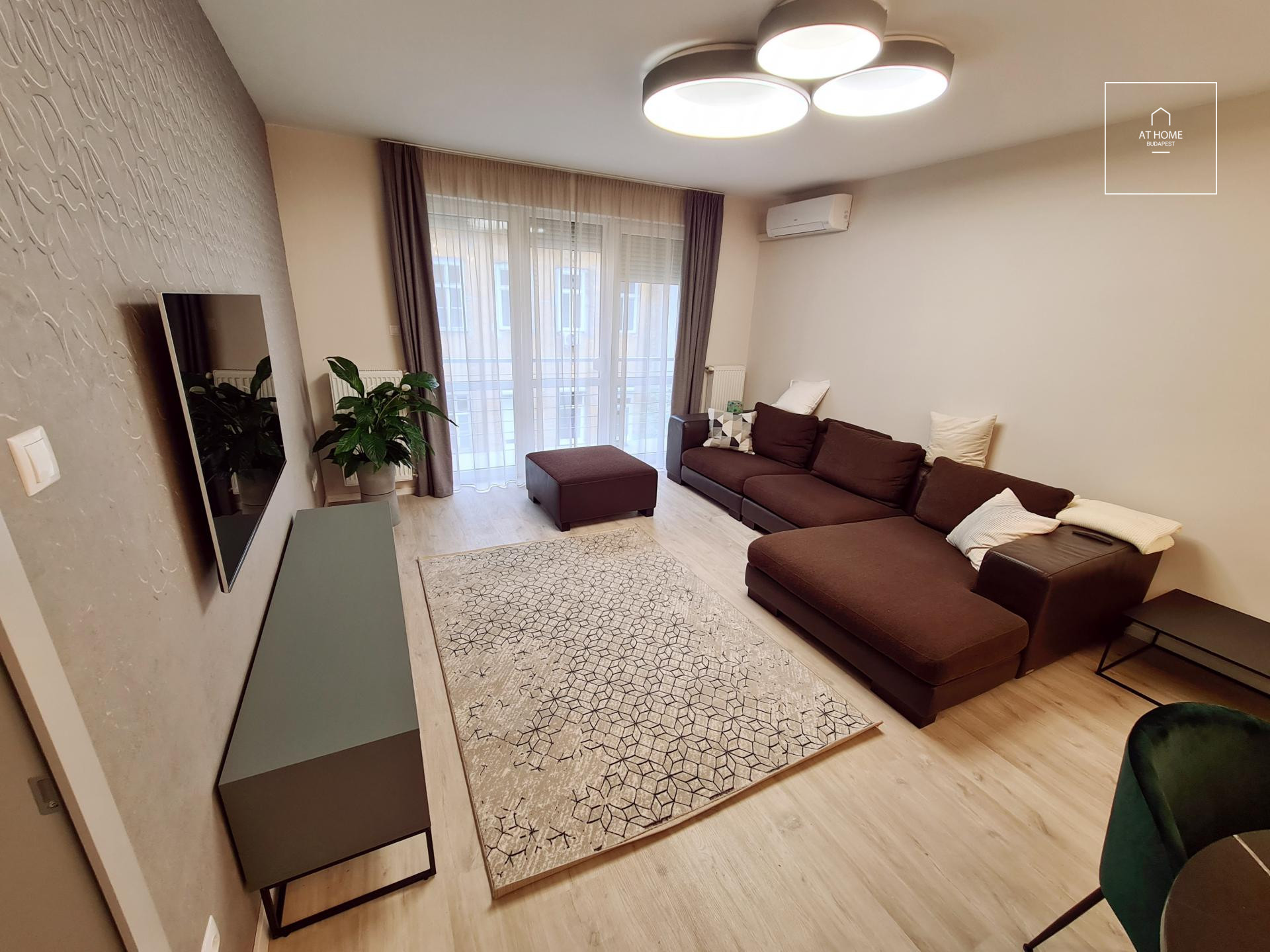 2 bedroom apartment for rent Budapest VI. district, Terézváros