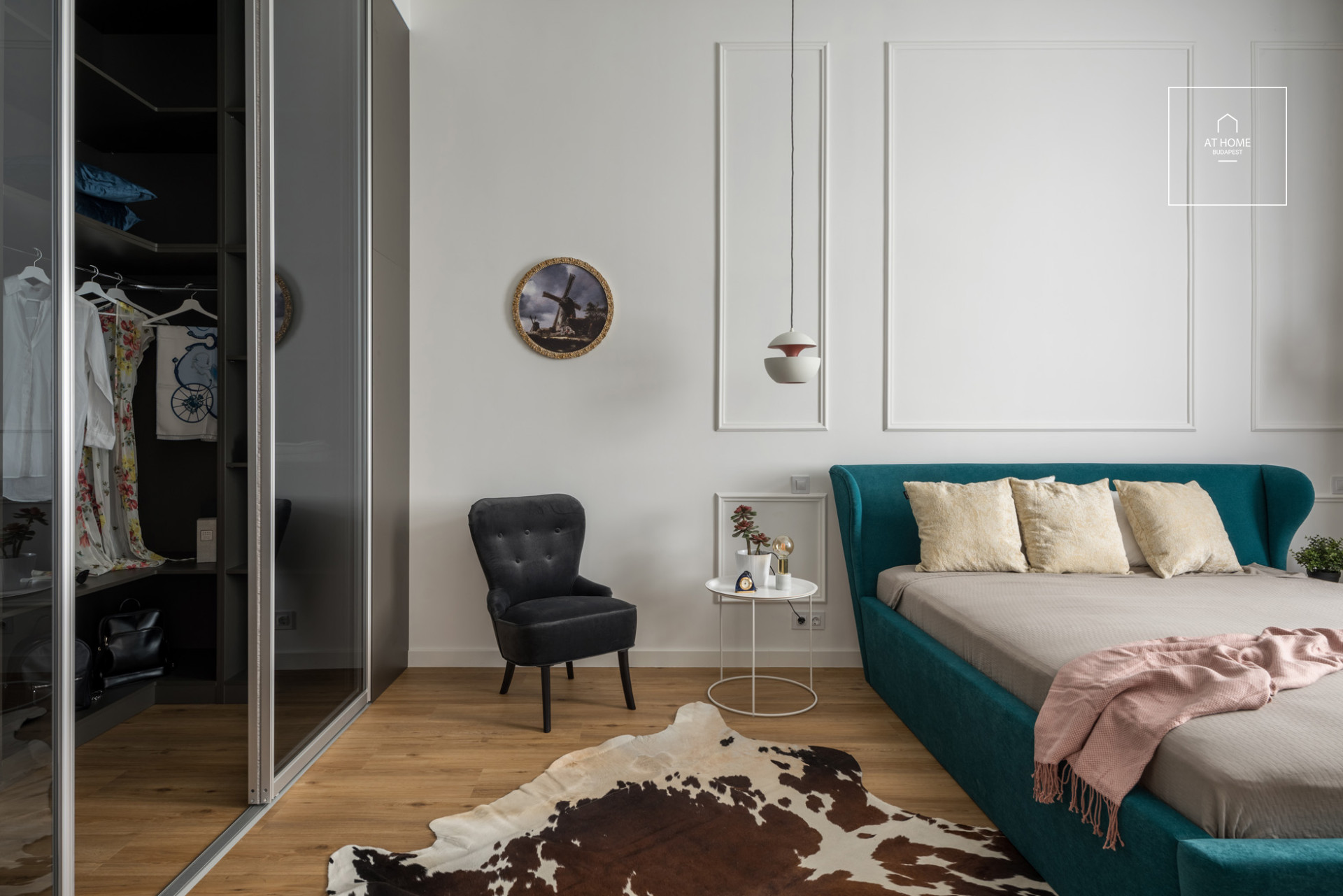 Renovated 100 m² Apartment with Balcony and 2 Bedrooms for Rent in the Diplomatic Quarter, District VI