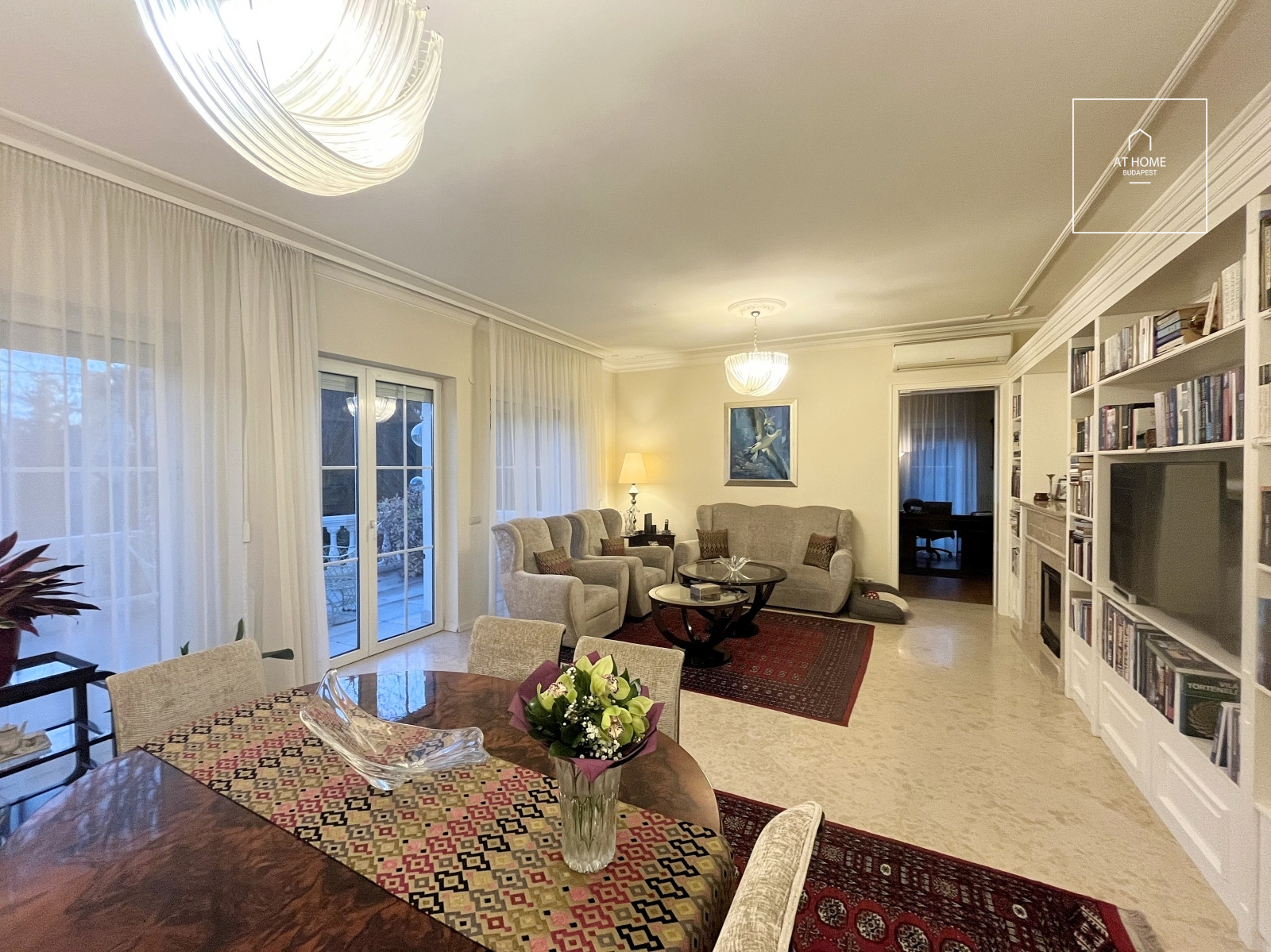 Luxury Apartment for Sale in One of the Quietest Streets of District 2 – Garden Access, Pool, Wellness, Garage