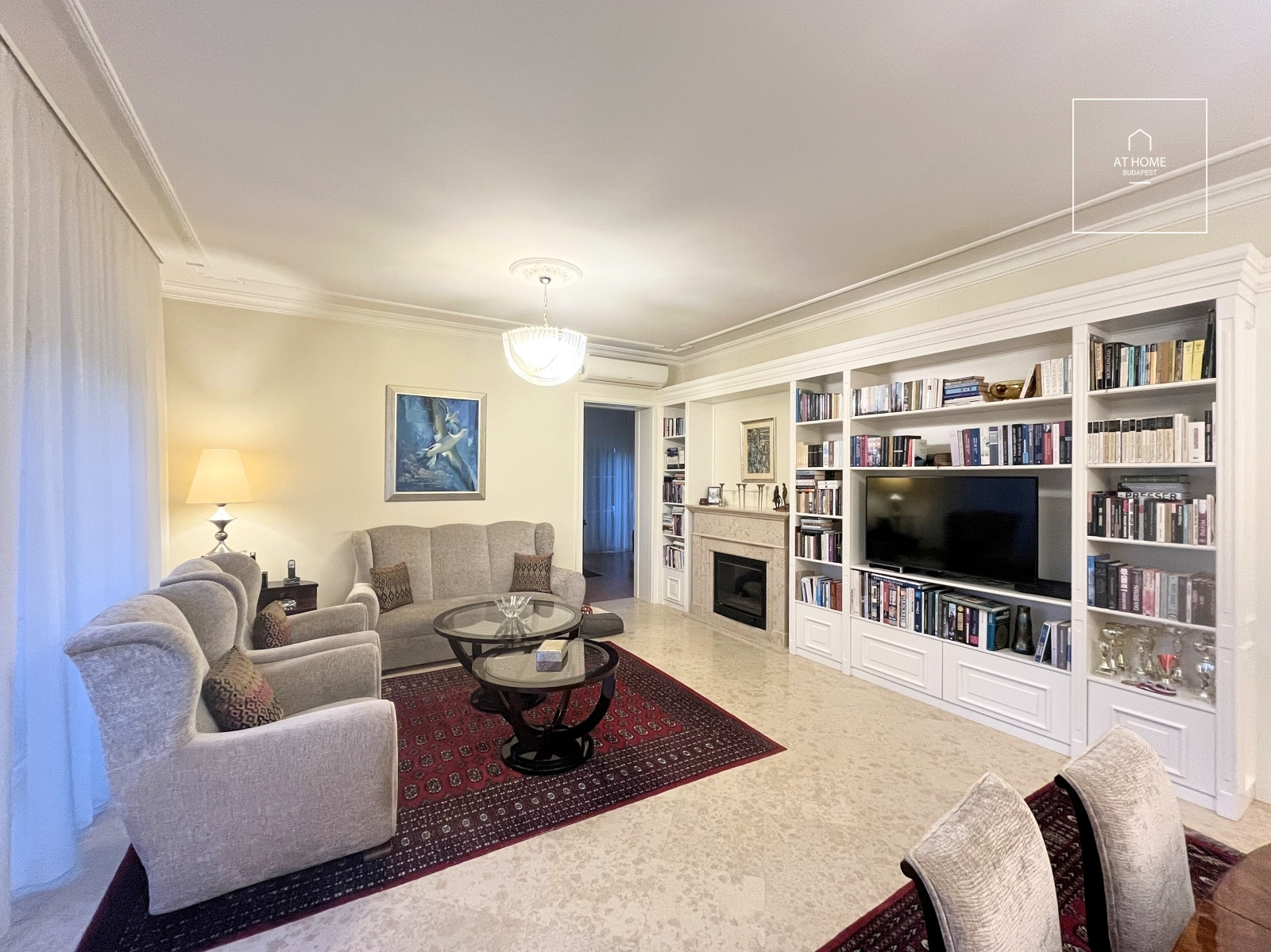 Luxury Apartment for Sale in One of the Quietest Streets of District 2 – Garden Access, Pool, Wellness, Garage