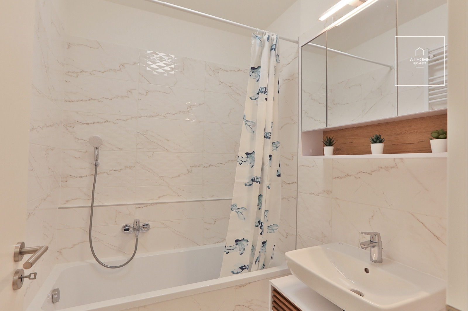 Newly built apartment for rent Budapest III. district Waterfront City