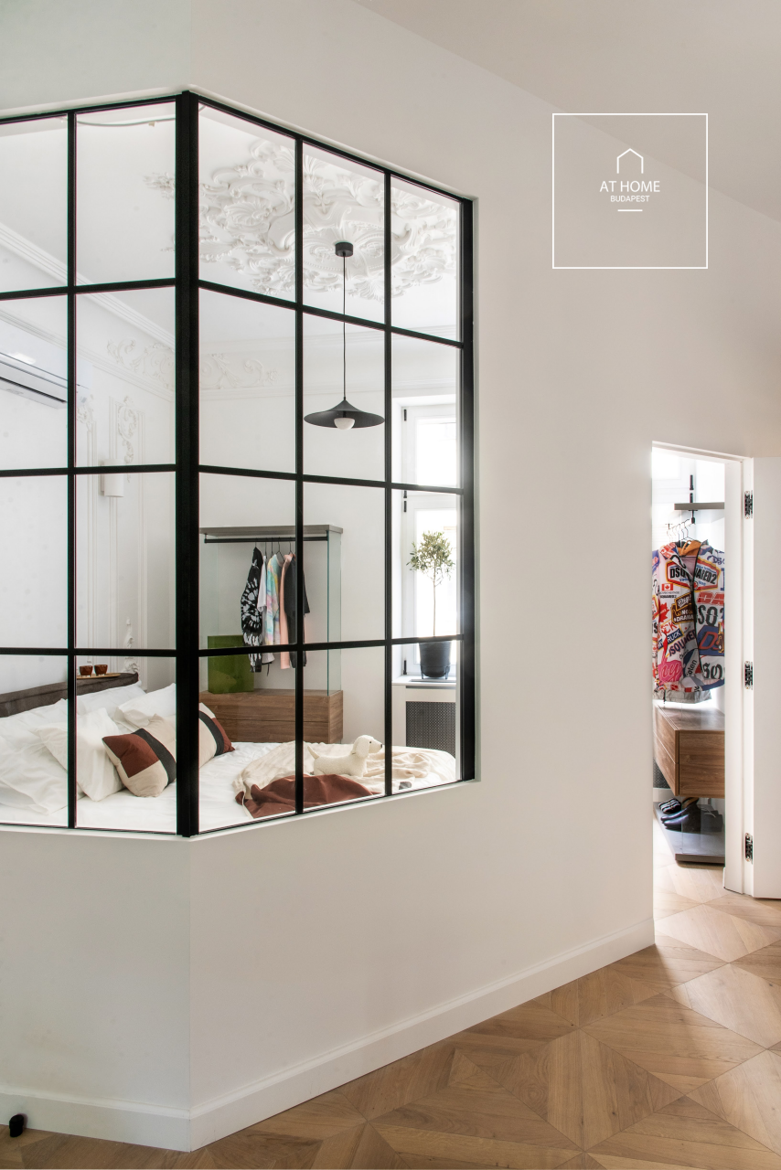 Renovated luxury apartment  for sale in 5th district, Belváros