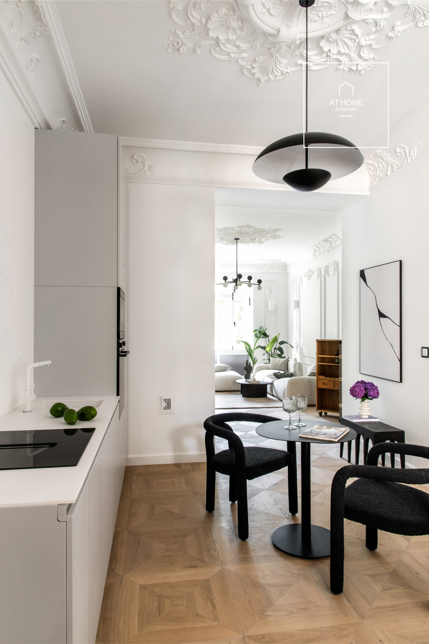 Renovated luxury apartment  for sale in 5th district, Belváros