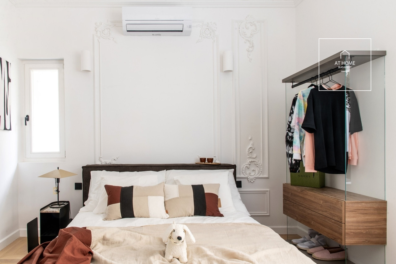 Renovated luxury apartment  for sale in 5th district, Belváros