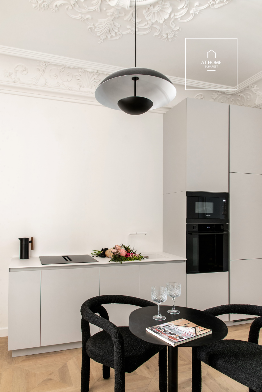 Renovated luxury apartment  for sale in 5th district, Belváros