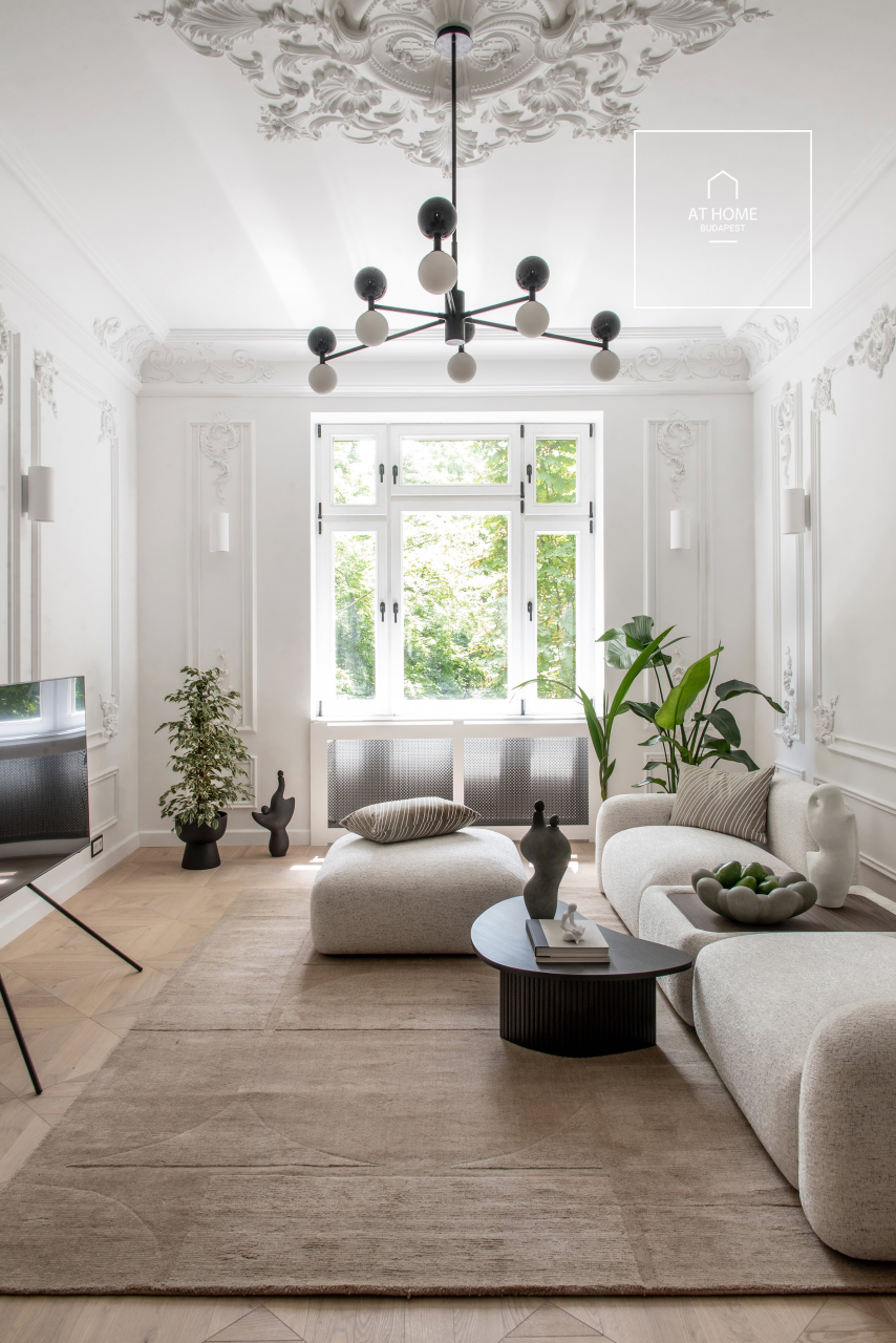 Renovated luxury apartment  for sale in 5th district, Belváros