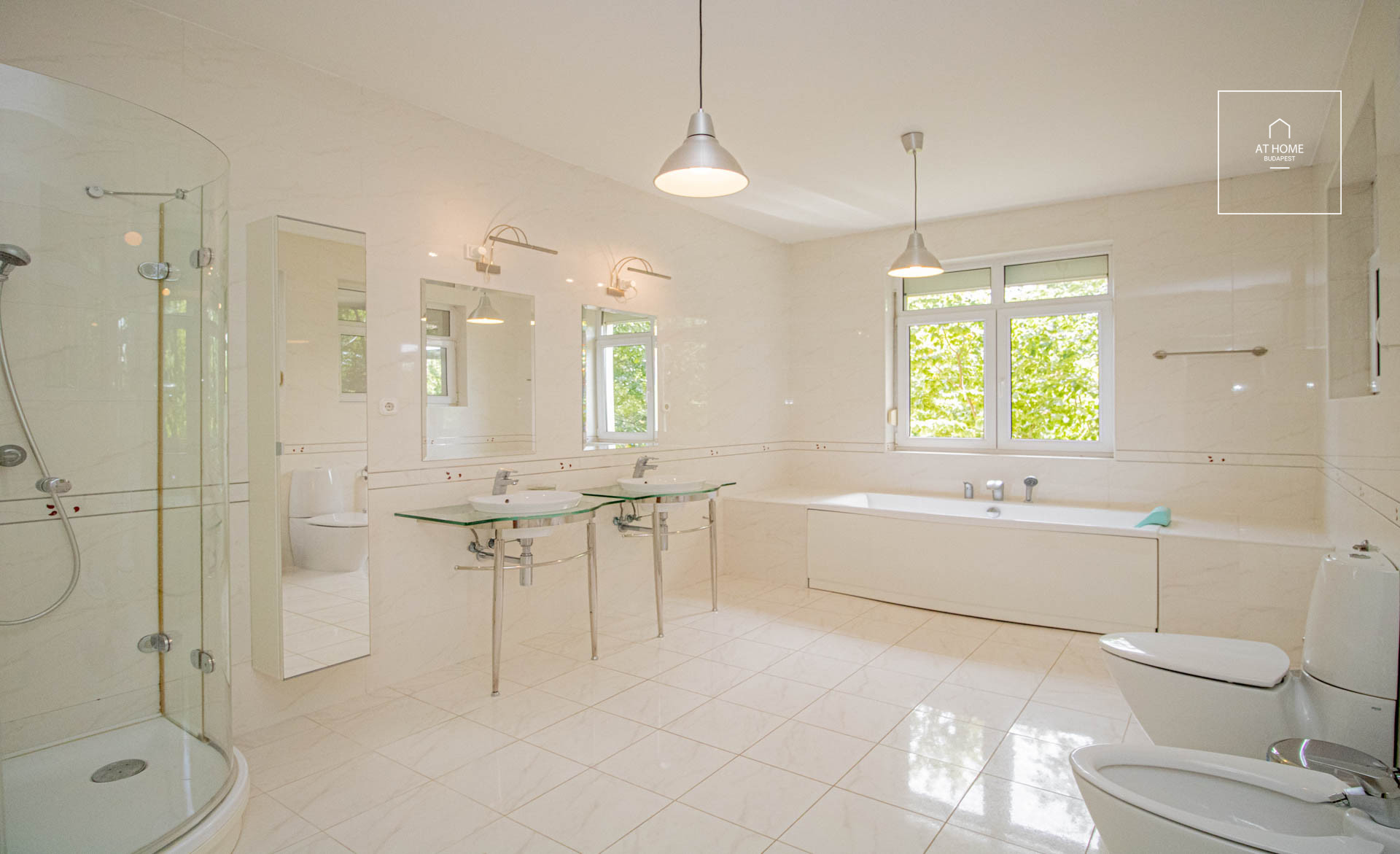 Napfényes lakás kiadó Budapest XII. kerület, Svábhegy