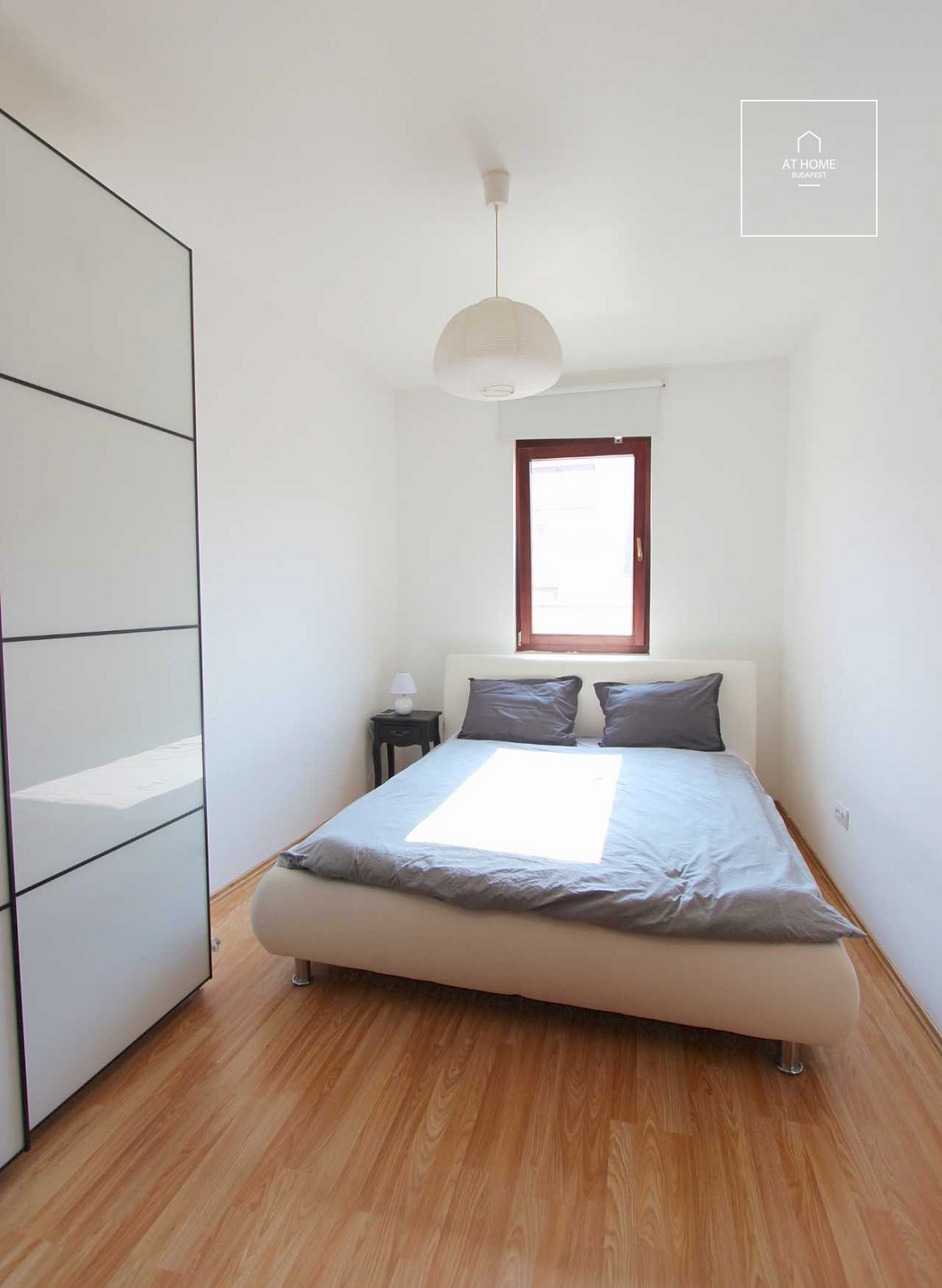 Renovated 2-Bedroom Downtown Apartment in Budapest’s 6th District