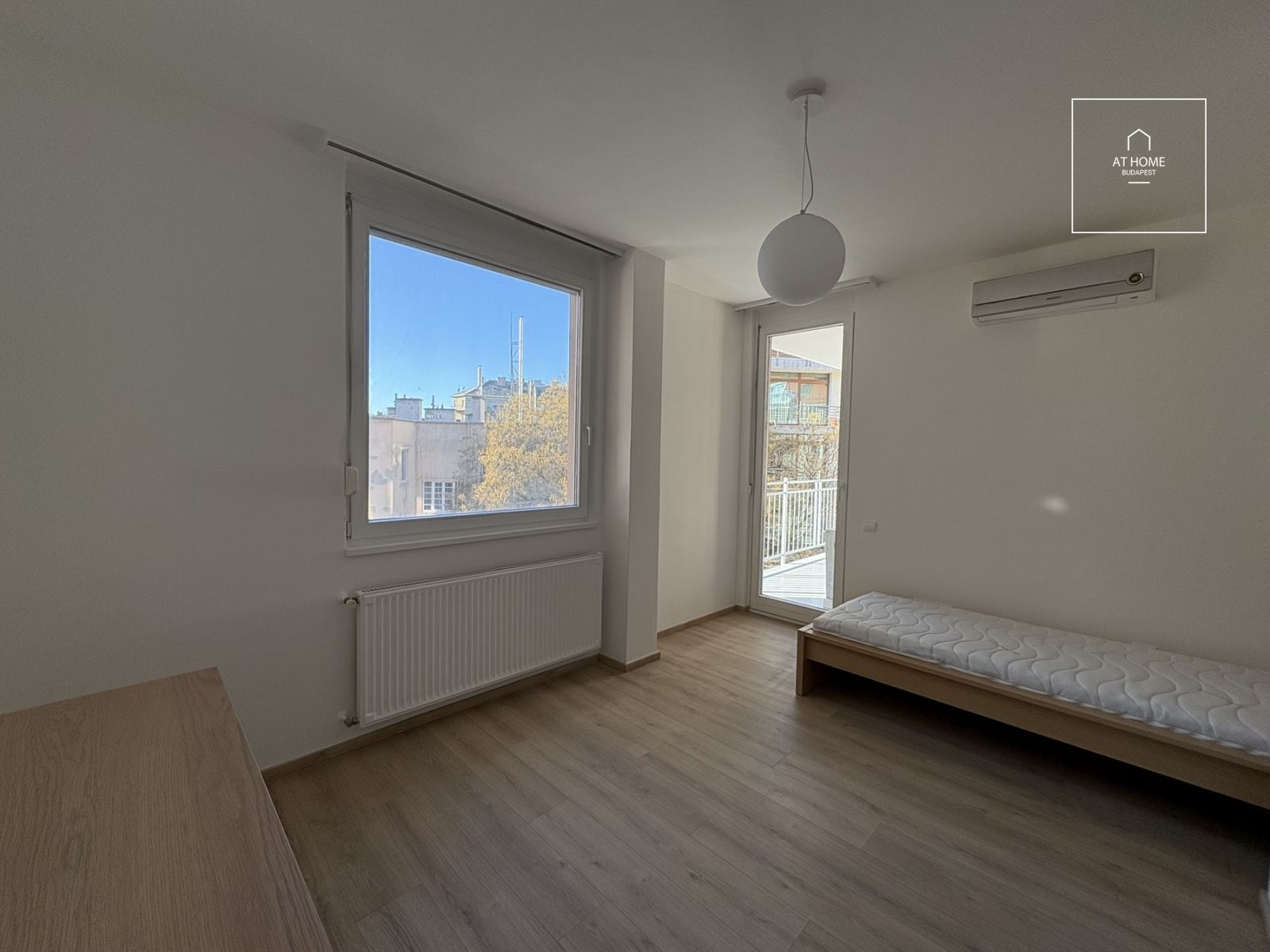 Refurbished 3-bedroom apartment for rent Budapest I. district