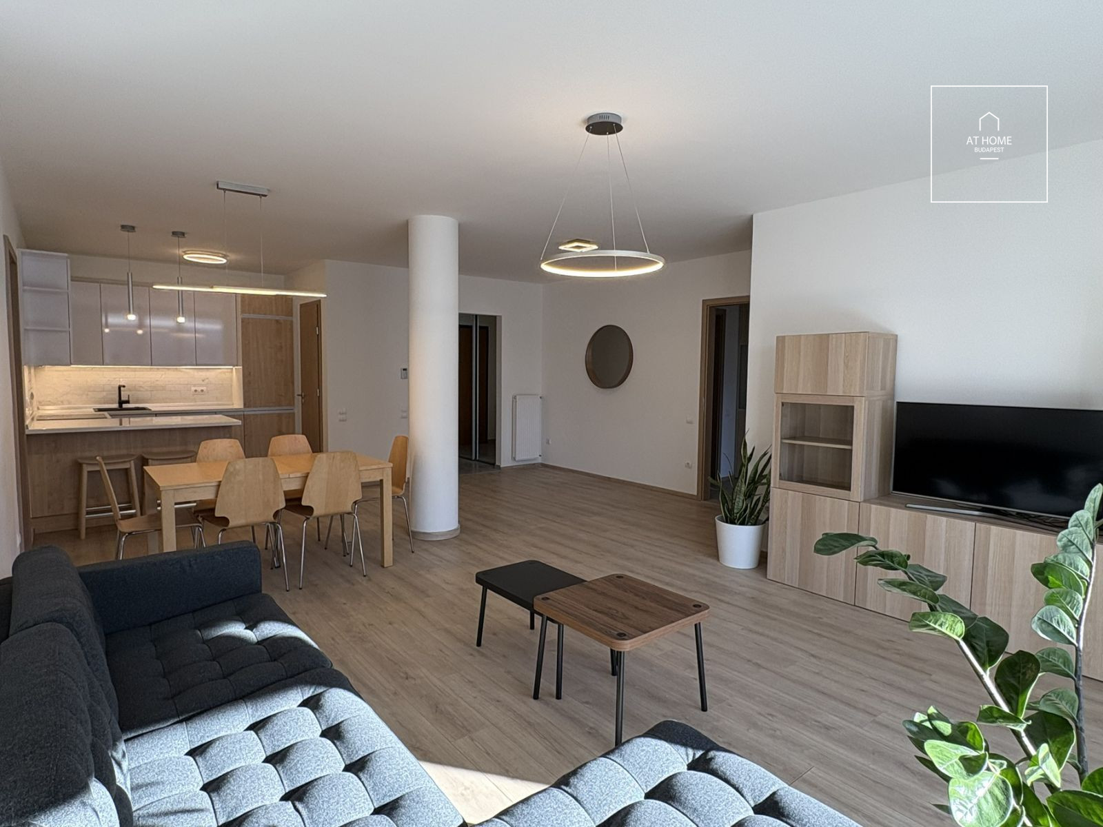 Refurbished 3-bedroom apartment for rent Budapest I. district