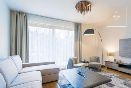 Exclusive 55 sqm apartment with a balcony in District I