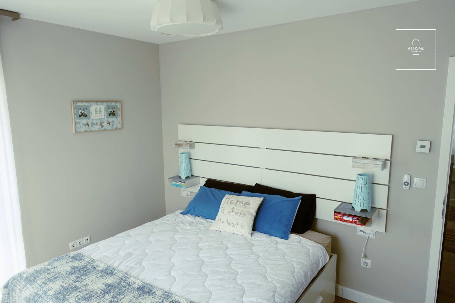 Exclusive top-floor 2-bedroom apartment in District V