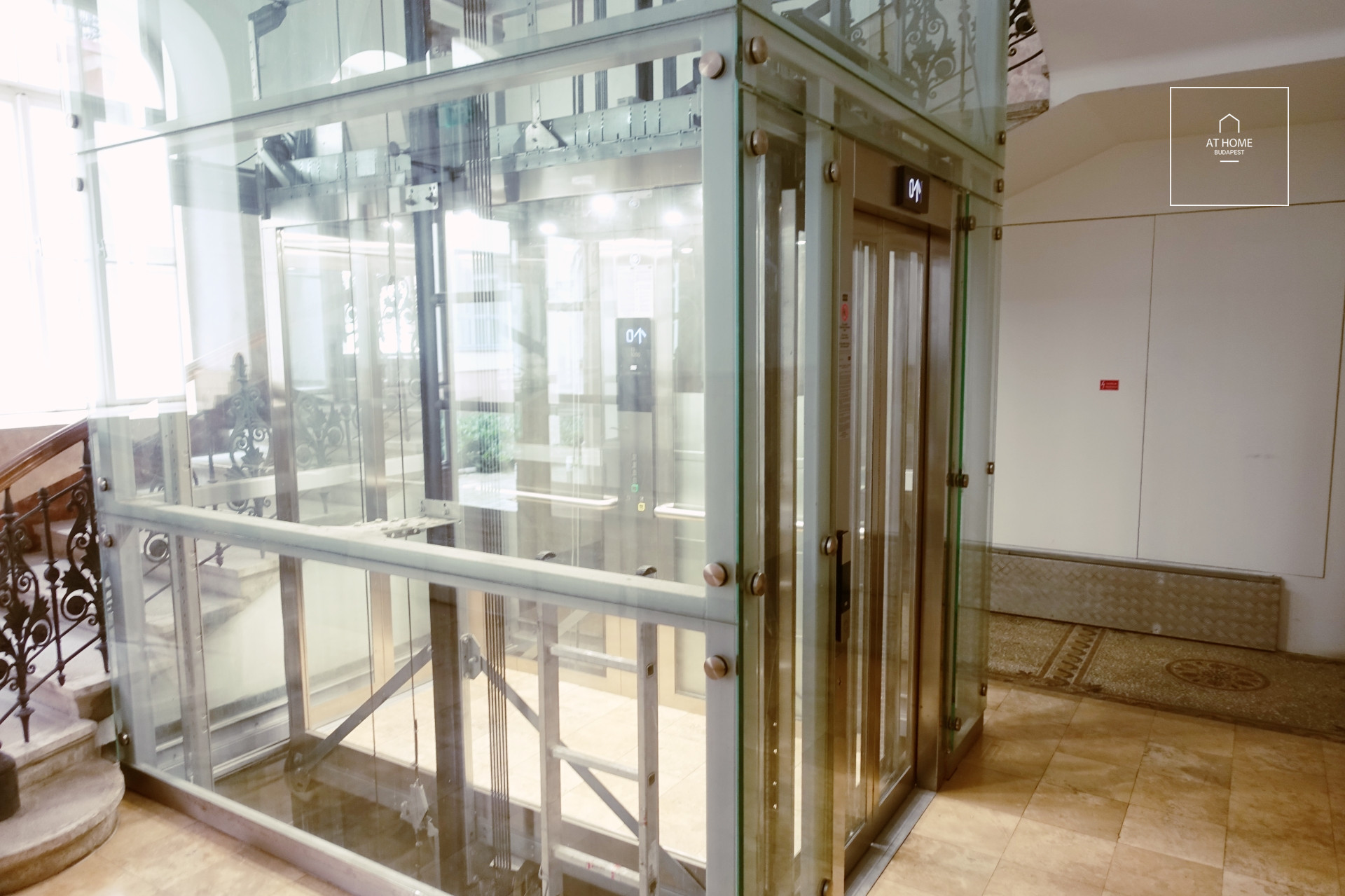 Exclusive top-floor 2-bedroom apartment in District V