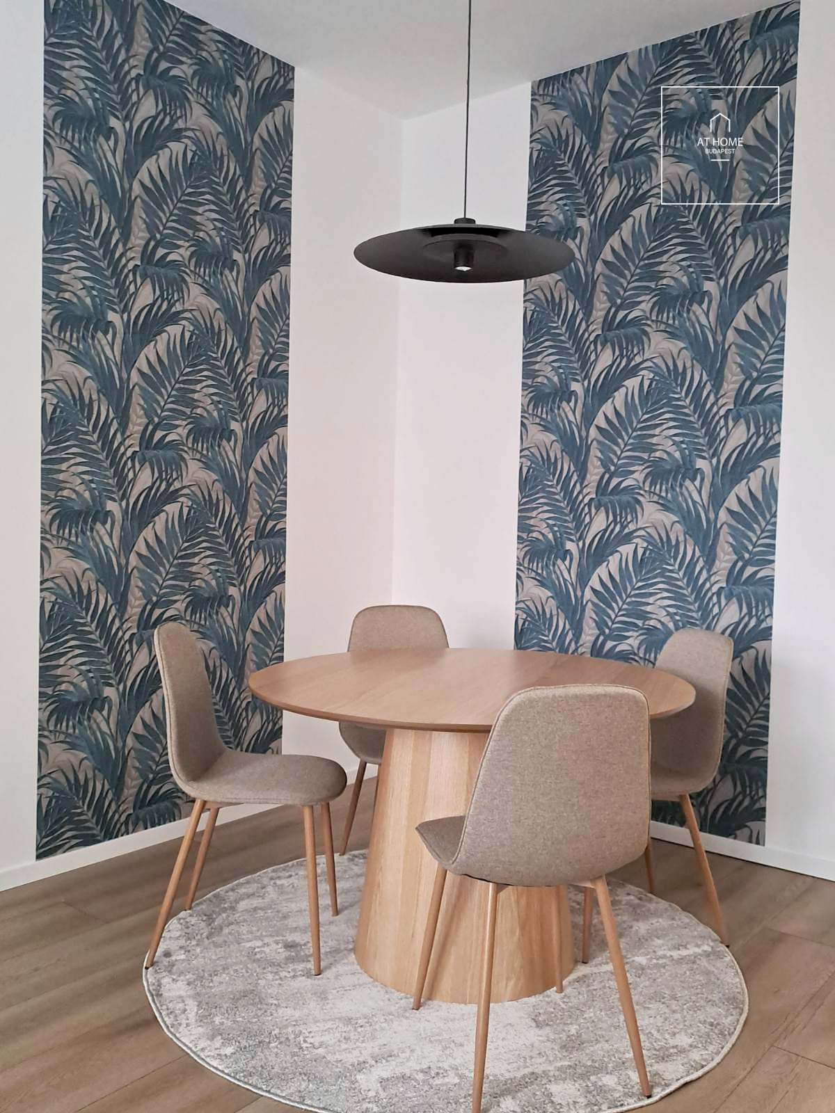 Renovated 2-bedroom apartment with a balcony near Millenáris Park