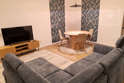 Felújított 2 hálószobás, erkélyes lakás a Millenáris park közelében