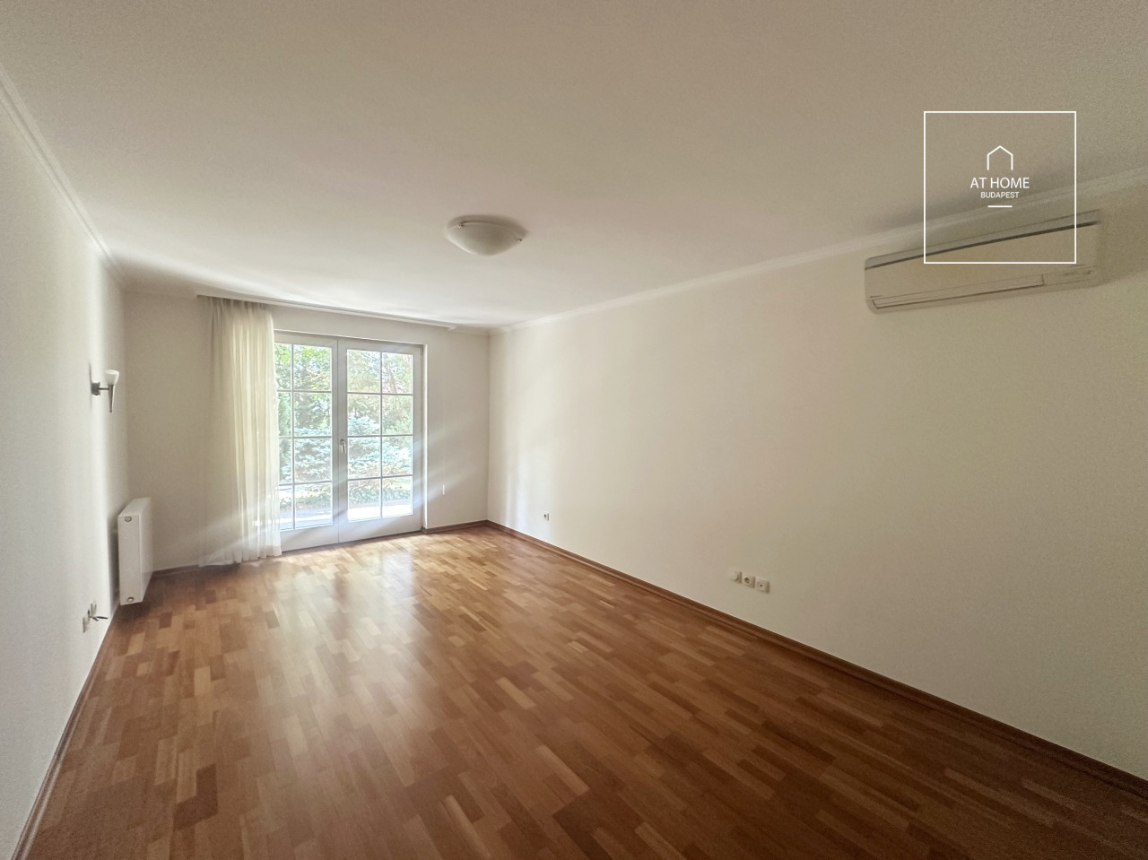 Kertkapcsolatos, elegáns lakás kiadó Budapest II. kerület, Törökvész