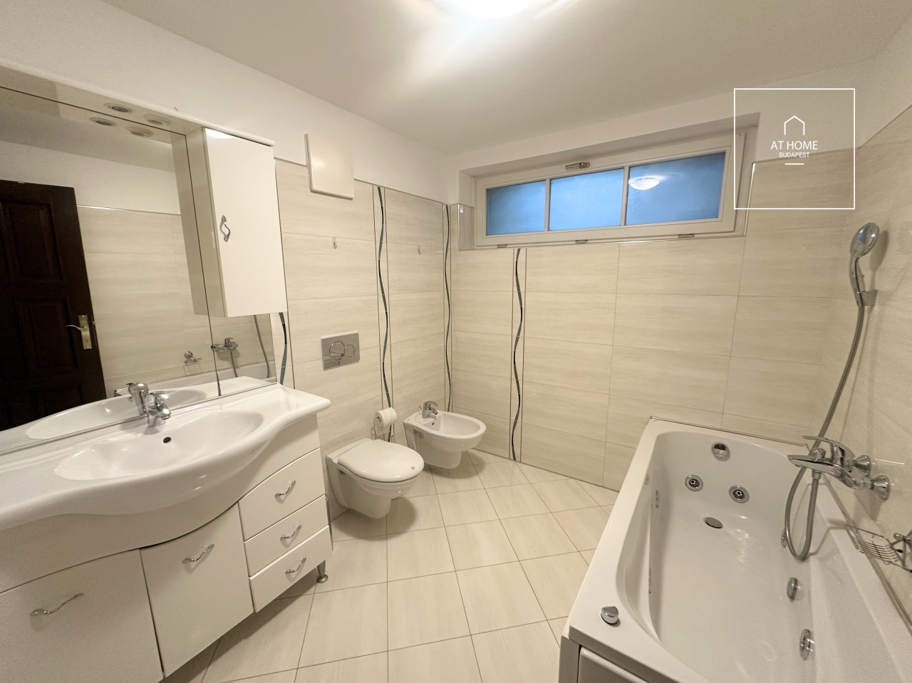 Elegant apartment with garden for rent Budapest II. district, Törökvész