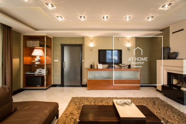 Ground-floor 150 m² apartment with garden access and terrace in Törökvész, District II