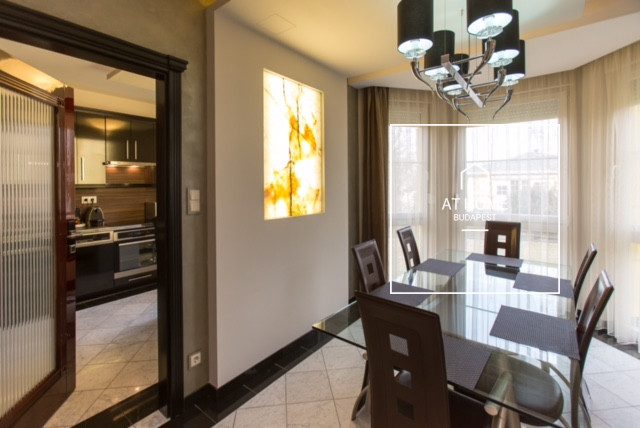 Ground-floor 150 m² apartment with garden access and terrace in Törökvész, District II