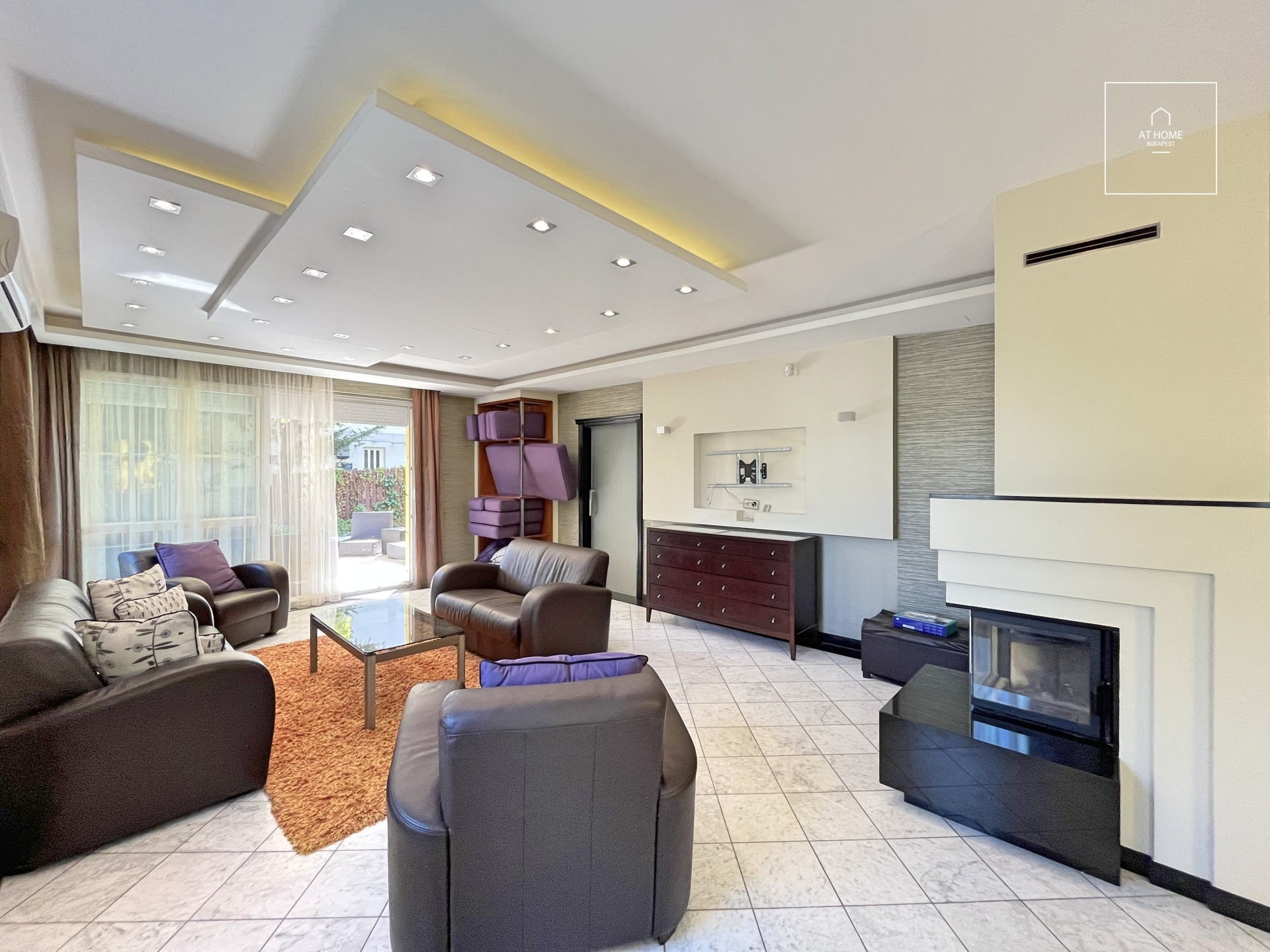 Ground-floor 150 m² apartment with garden access and terrace in Törökvész, District II