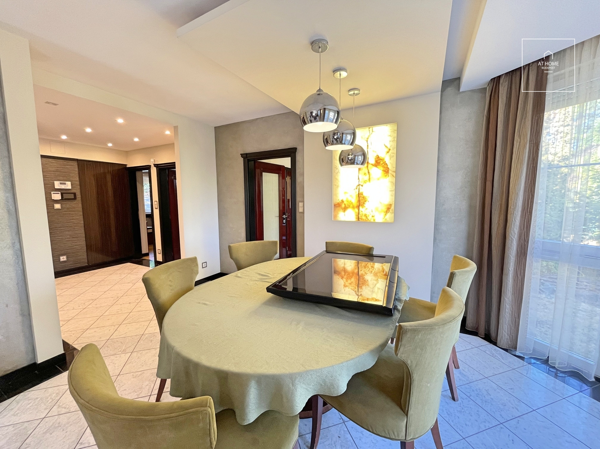 Ground-floor 150 m² apartment with garden access and terrace in Törökvész, District II
