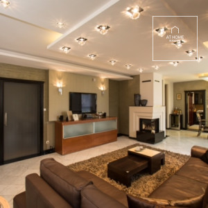 Ground-floor 150 m² apartment with garden access and terrace in Törökvész, District II