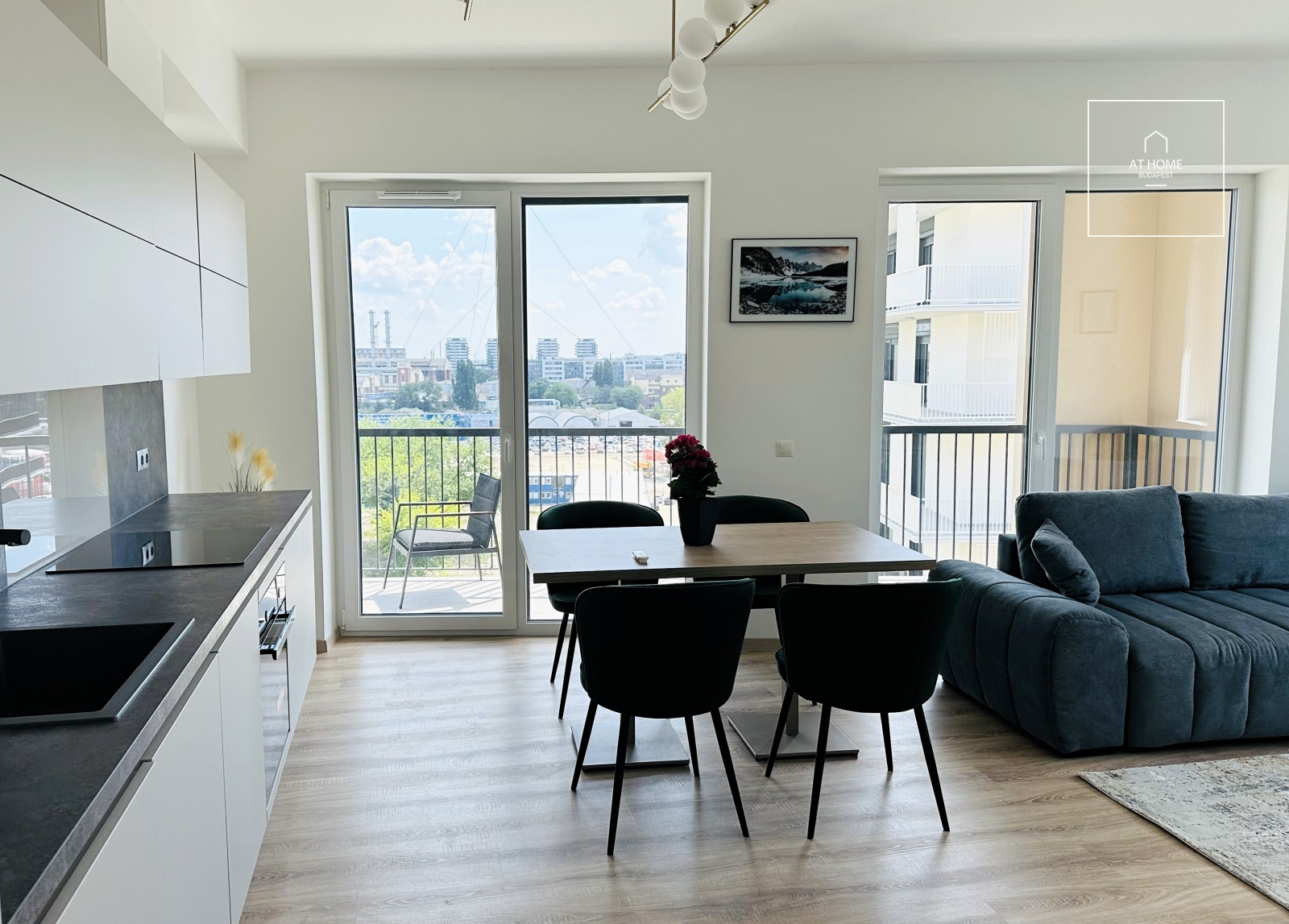 Two-bedroom premium apartment available for rent in Budapest\'s 11th district, Budapart