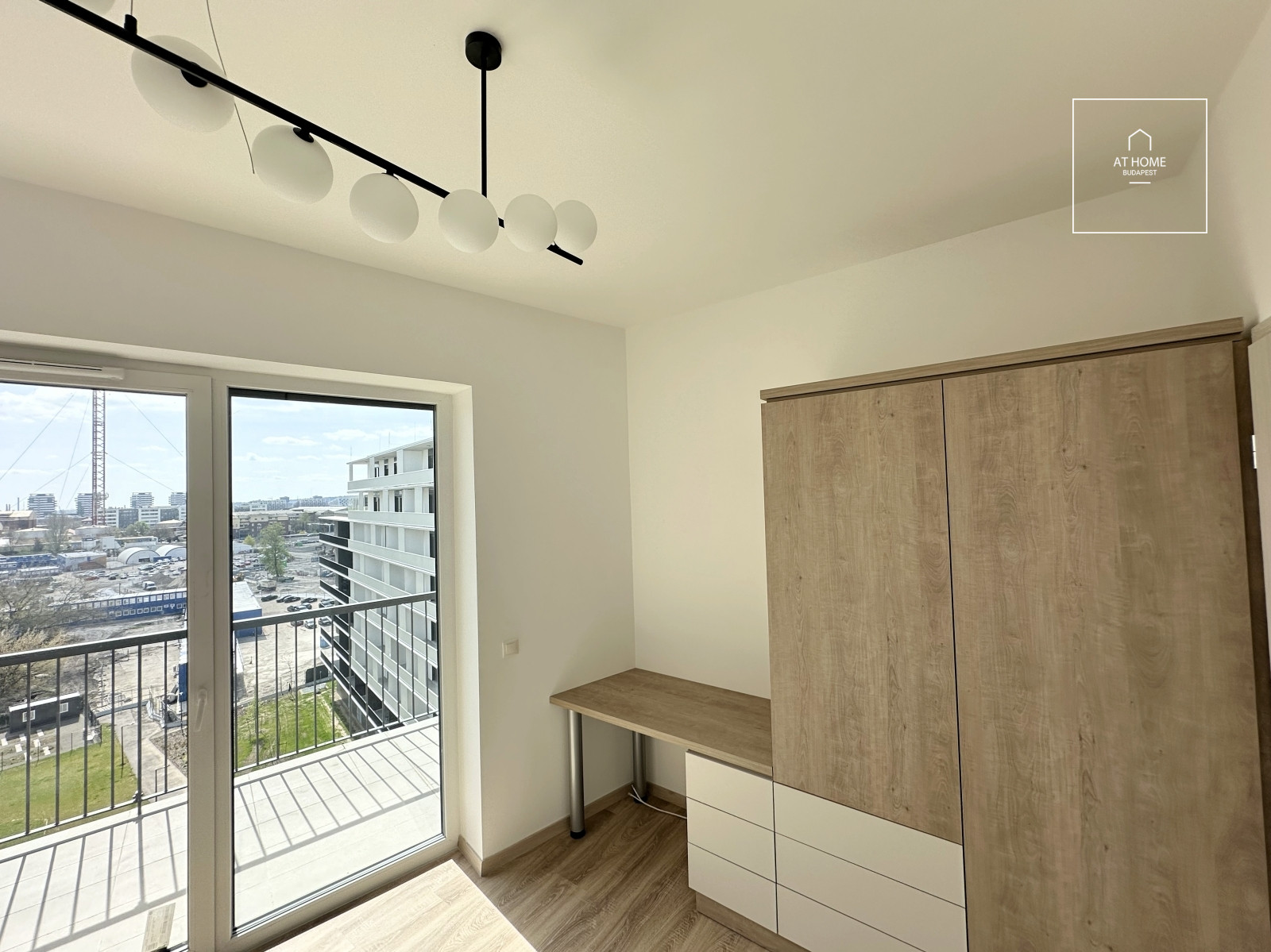 Two-bedroom premium apartment available for rent in Budapest\'s 11th district, Budapart