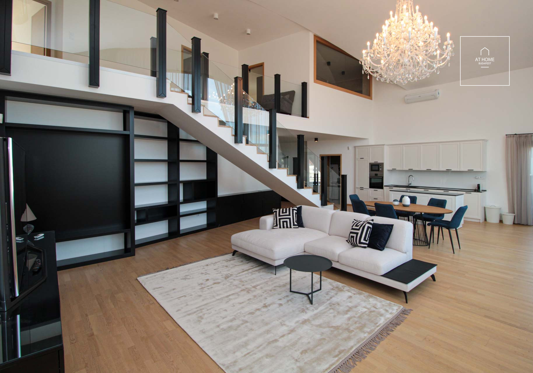 Exclusive apartment for rent in the V. district Budapest