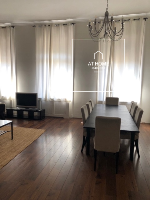 3 bedroom appartment in the city center.