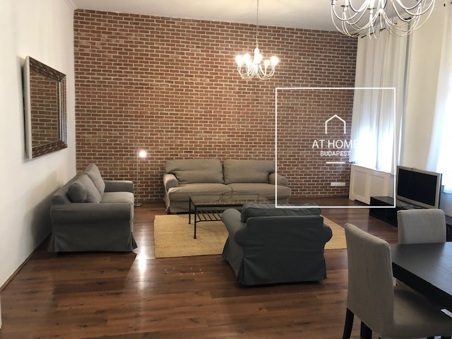 3 bedroom appartment in the city center.