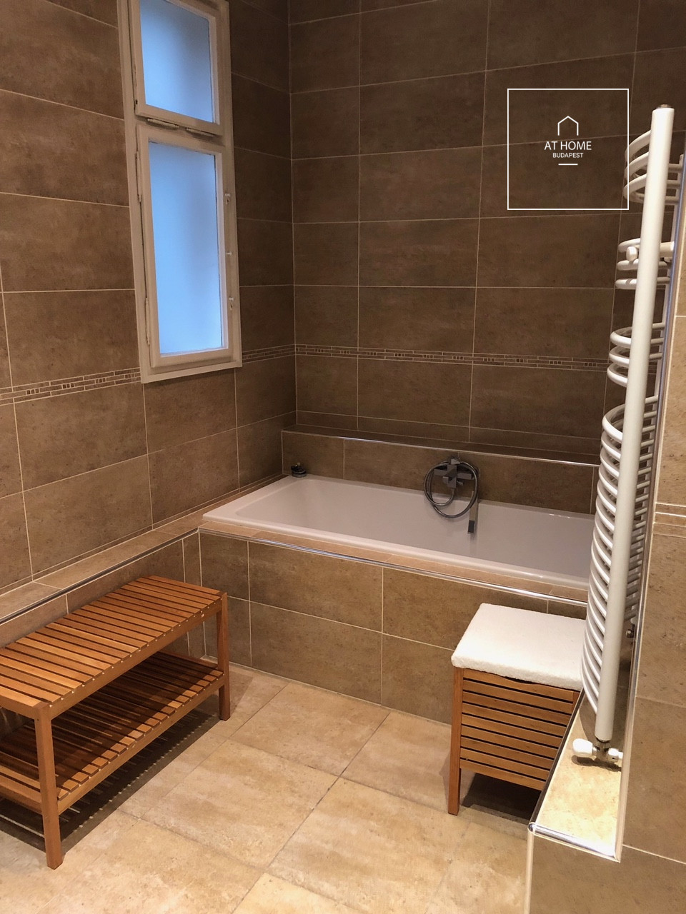 3 bedroom appartment in the city center.