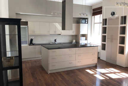 3 bedroom appartment in the city center.