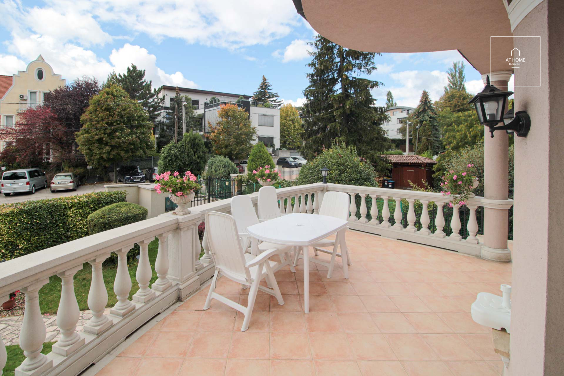 Charming semi-detached house for rent Budapest III. district, Pálvölgy