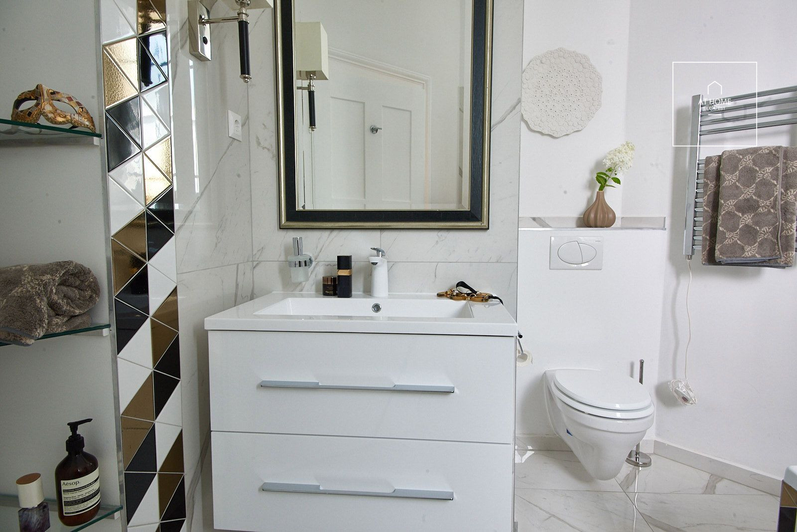Elegant duplex apartment for rent Budapest VI. district, Terézváros