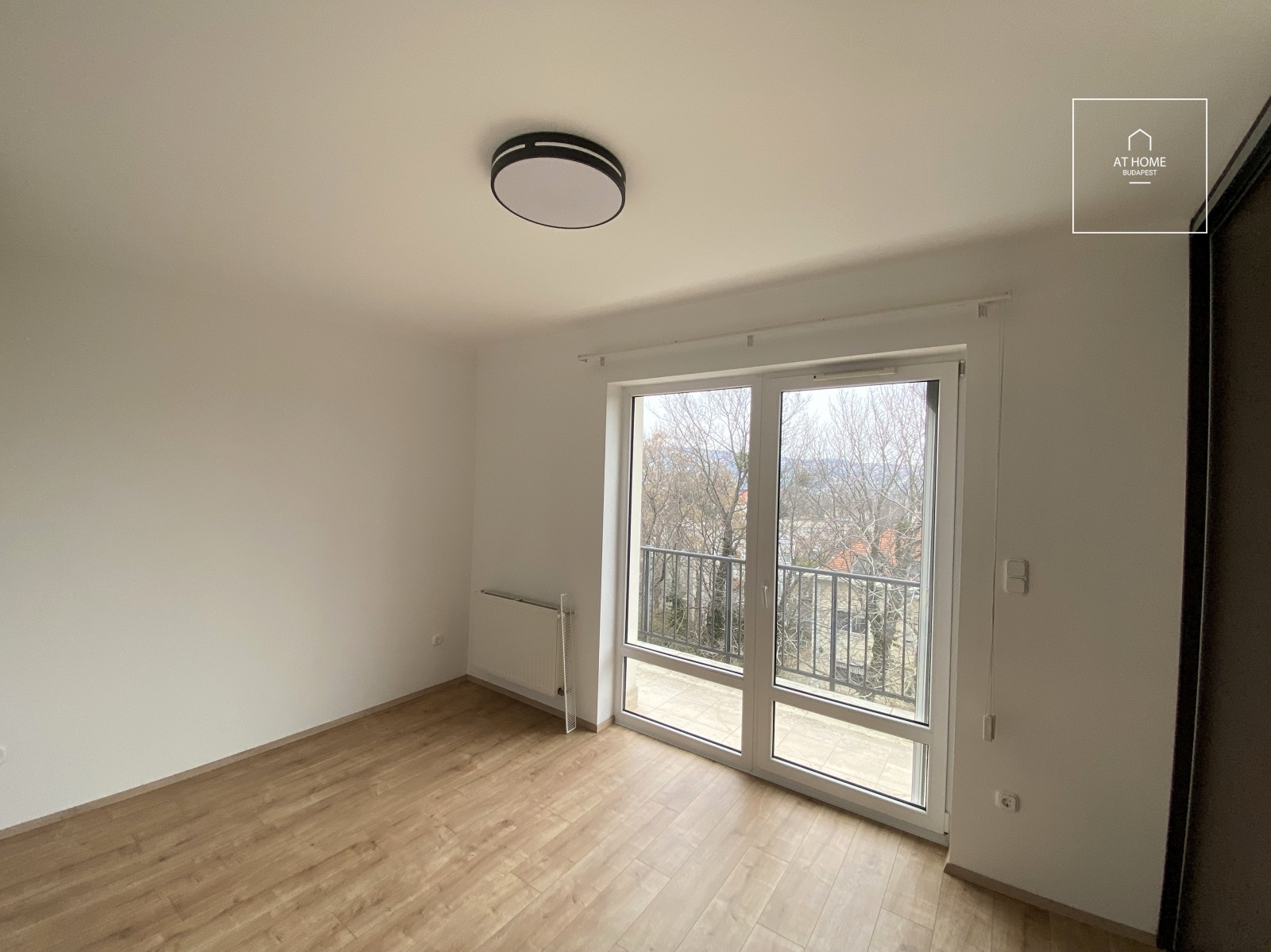 Greenbelt Three-Bedroom Apartment for Rent in Budapest’s 12th District, Kútvölgy