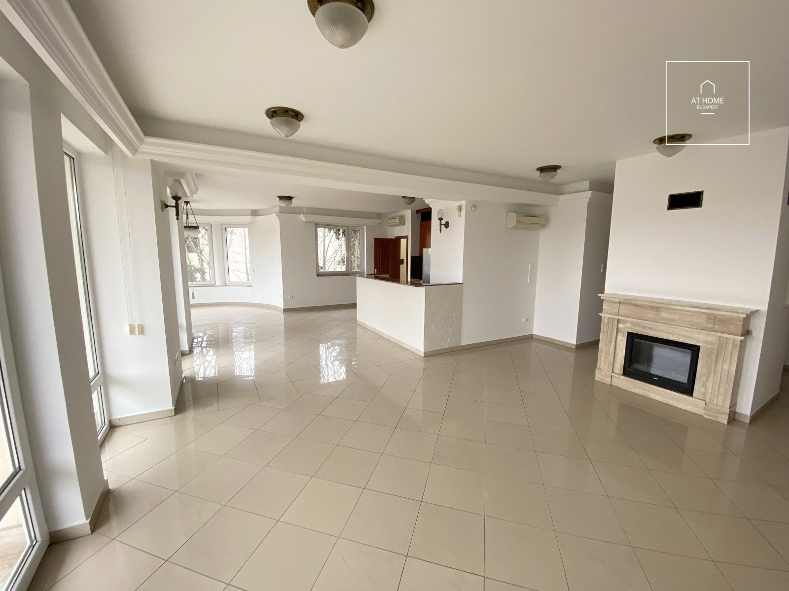 Greenbelt Three-Bedroom Apartment for Rent in Budapest’s 12th District, Kútvölgy