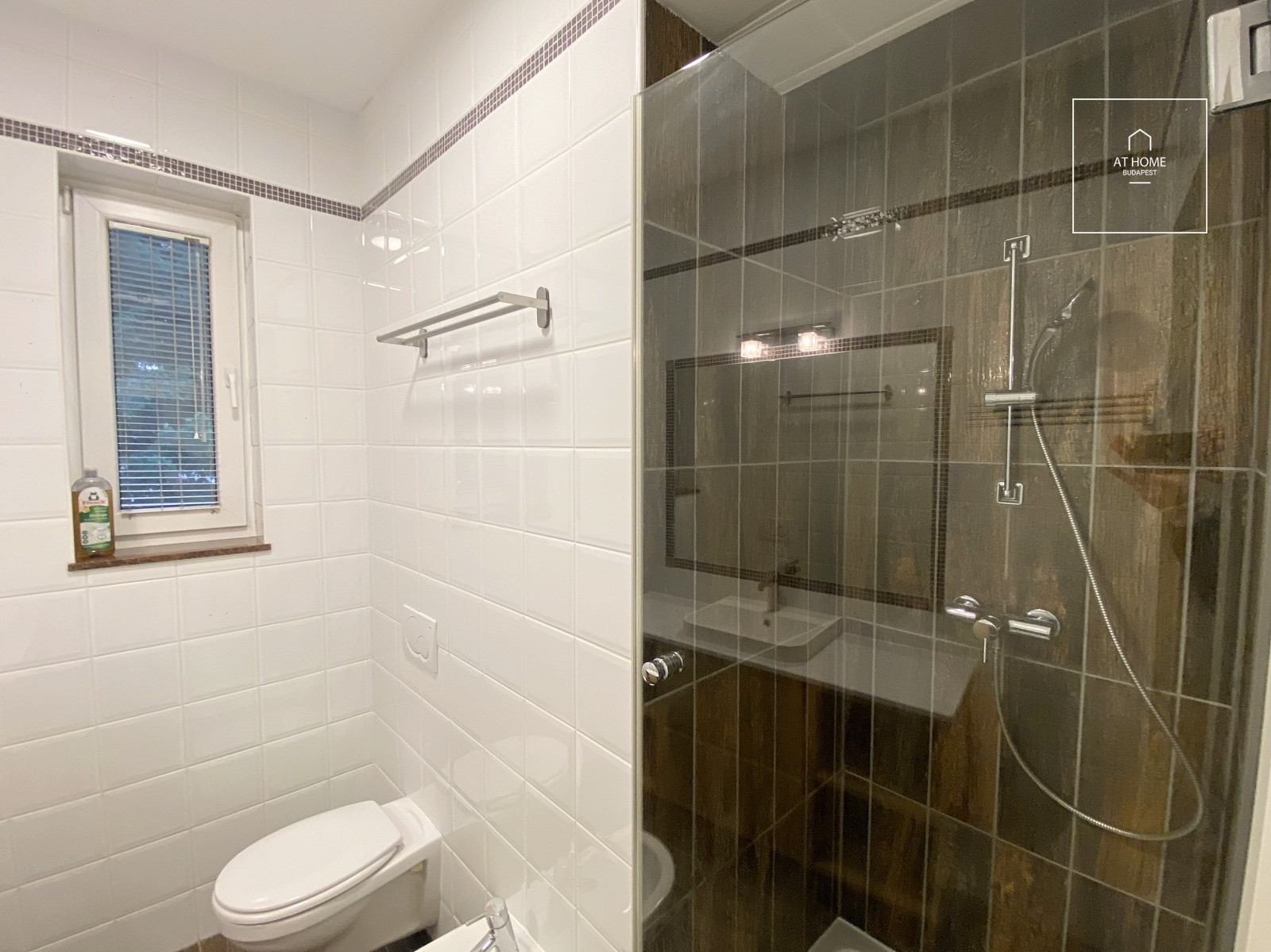 Greenbelt Three-Bedroom Apartment for Rent in Budapest’s 12th District, Kútvölgy