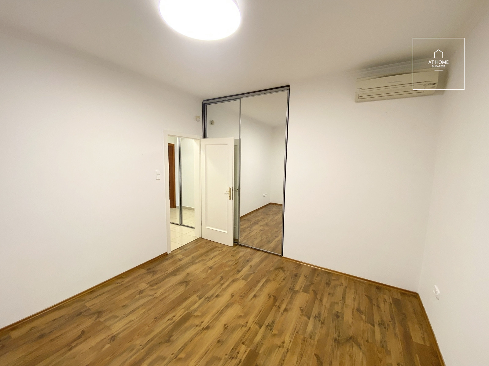 Greenbelt Three-Bedroom Apartment for Rent in Budapest’s 12th District, Kútvölgy