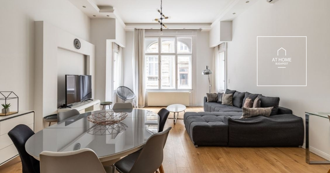 Stellar refurbished apartment in the 6th district