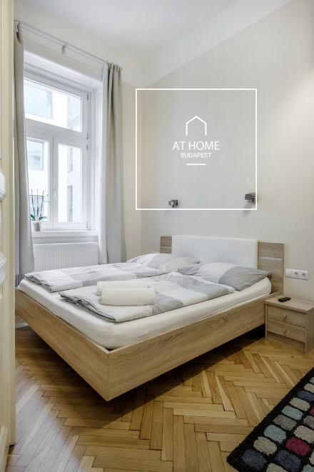 Modern downtown apartment with 2 bedrooms in District VI