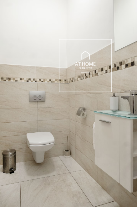 Modern downtown apartment with 2 bedrooms in District VI